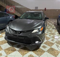 تۆیۆتا کامری